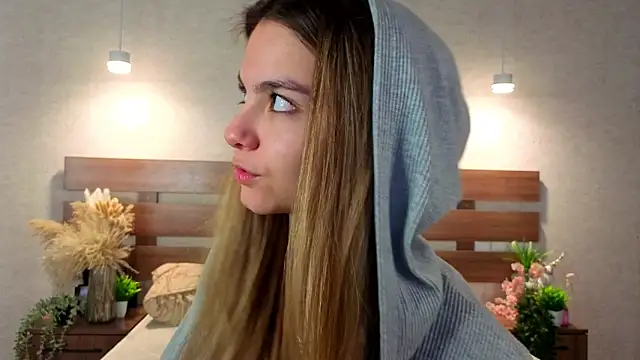 Snapshot of MargieDavidson chatting on February 5, 8:41 am MargieDavidson online show from February 5, 8:41 am