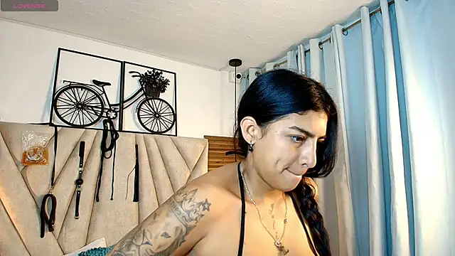 Snapshot of KimberlyFox_t chatting on April 23, 12:51 pm KimberlyFox t online show from April 23, 12:51 pm