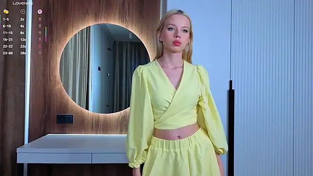 DorisCandelario online show from November 28, 3:25 pm