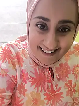 Snapshot of buseck_k chatting on November 4, 10:47 am buseck k online show from November 4, 10:47 am