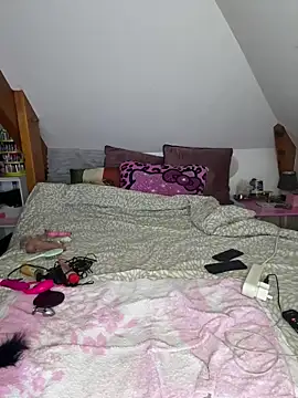 vanille13r online show from March 18, 6:11 pm