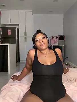 PrincessDreamm online show from February 17, 11:55 pm