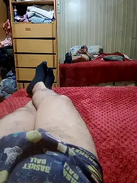 Snapshot of Crislechero_ chatting on November 11, 6:35 am Crislechero online show from November 11, 6:35 am