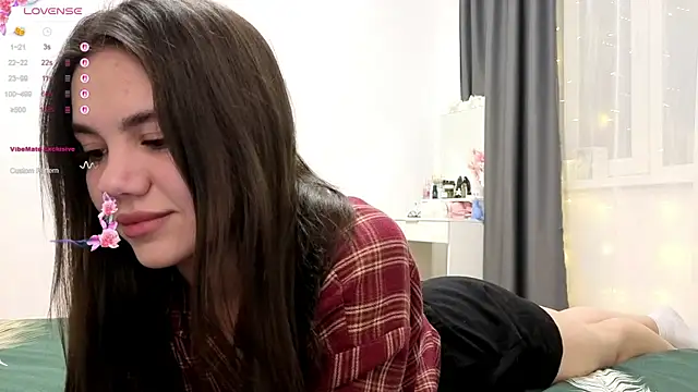 Priscillla Cute online show from February 24, 8:40 pm