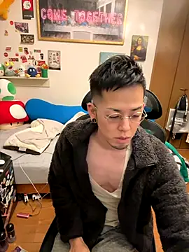 Snapshot of ippei0001 chatting on November 11, 1:55 pm ippei0001 online show from November 11, 1:55 pm