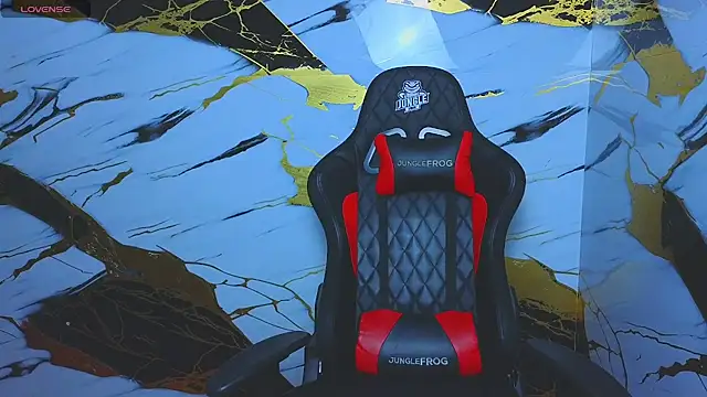 Snapshot of Suarezz10_ chatting on November 11, 2:50 pm Suarezz10 online show from November 11, 2:50 pm