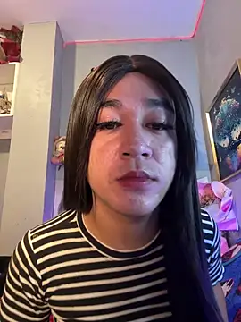 Snapshot of desirable_miya chatting on February 23, 3:37 am desirable miya online show from February 23, 3:37 am