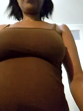 Mommy Sienna online show from December 4, 7:00 pm