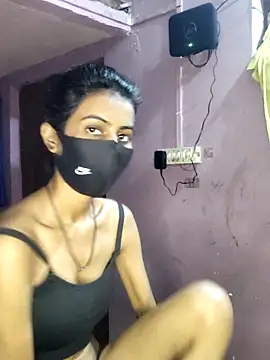 Snapshot of Thaper_Meera2 chatting on February 1, 4:49 pm Thaper Meera2 online show from February 1, 4:49 pm