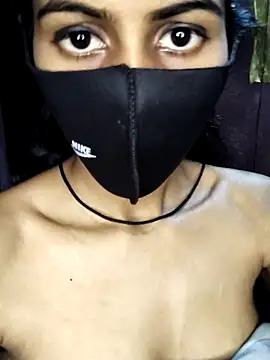 Snapshot of Thaper_Meera2 chatting on February 3, 8:03 pm Thaper Meera2 online show from February 3, 8:03 pm