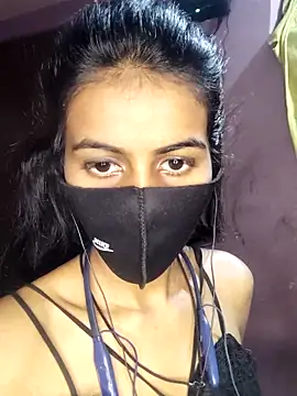 Snapshot of Thaper_Meera2 chatting on February 8, 7:39 pm Thaper Meera2 online show from February 8, 7:39 pm