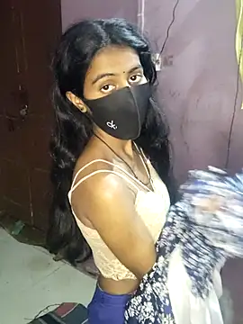 Snapshot of Thaper_Meera2 chatting on February 23, 5:43 pm Thaper Meera2 online show from February 23, 5:43 pm