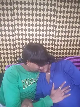 Freakingromance online show from March 18, 8:39 am