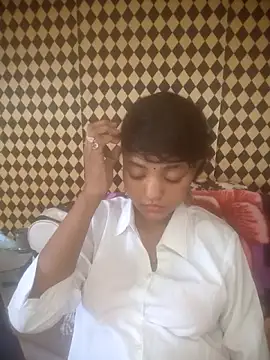 Freakingromance online show from April 1, 7:20 am