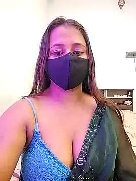 LoveLy-Soneya online show from December 17, 11:38 am