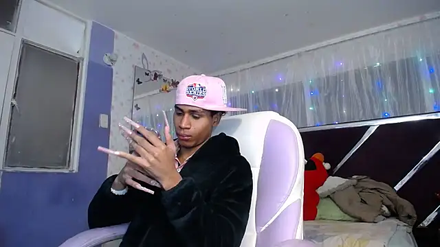 Santy bigcock 01 online show from July 13, 5:49 pm