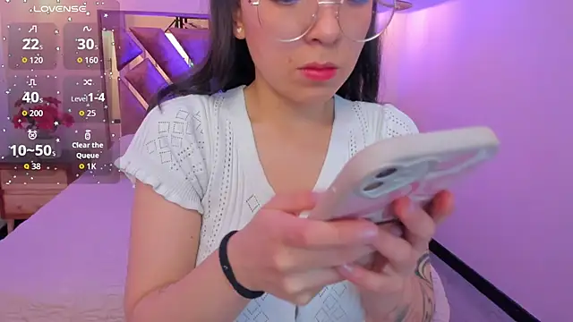 Kittyy patitas suaves online show from November 19, 10:37 am