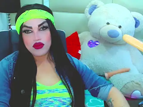 NharaBigCock online show from April 12, 7:19 pm