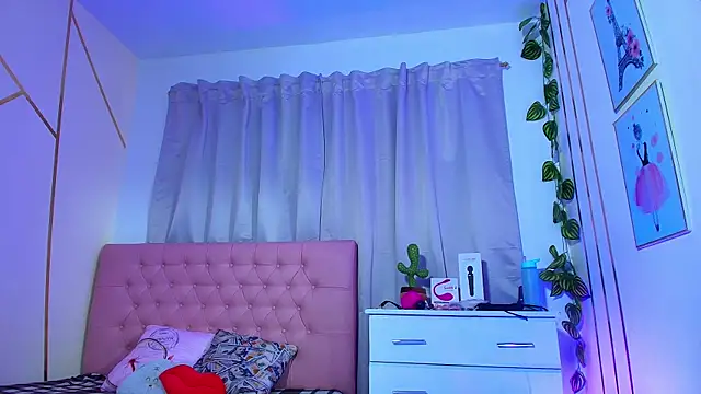 Lulu swarts online show from April 20, 2:14 am