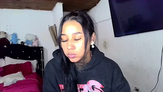 lyam ebony  online show from April 8, 4:12 am