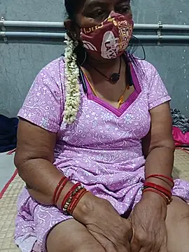 Snapshot of savithasree chatting on July 8, 8:57 pm savithasree online show from July 8, 8:57 pm