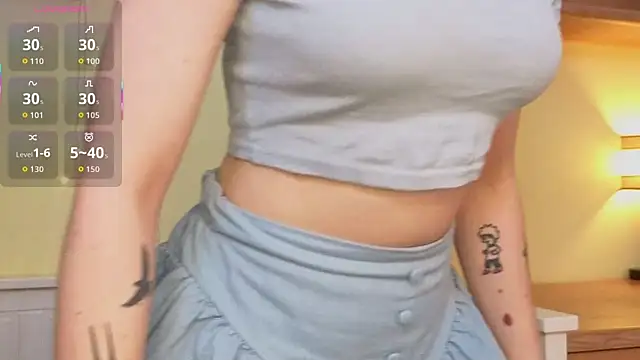 LatinaHuguenin online show from January 17, 7:02 am