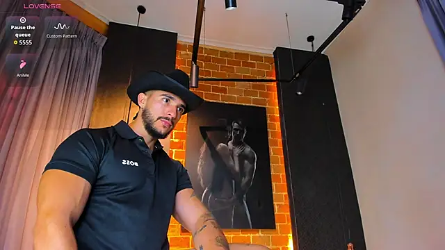 Scottfishcer1 online show from January 7, 7:38 pm