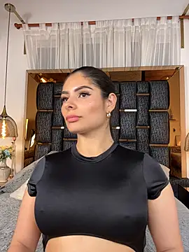 Snapshot of LINDA_HYLTON chatting on November 12, 12:33 am LINDA HYLTON online show from November 12, 12:33 am