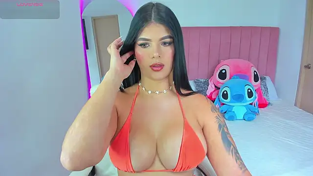 Janettcruz online show from March 25, 6:25 pm