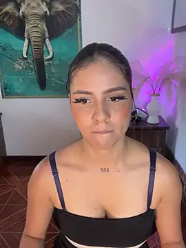 Snapshot of alisaa_jhons1 chatting on February 18, 9:11 pm alisaa jhons1 online show from February 18, 9:11 pm