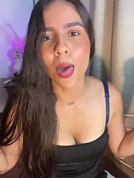 Snapshot of alisaa_jhons1 chatting on March 23, 11:53 pm alisaa jhons1 online show from March 23, 11:53 pm