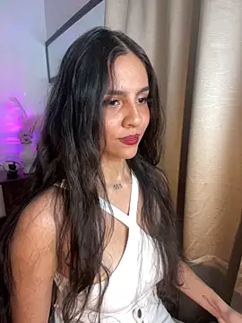 Snapshot of alisaa_jhons1 chatting on March 29, 1:27 am alisaa jhons1 online show from March 29, 1:27 am