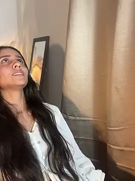 Snapshot of alisaa_jhons1 chatting on April 10, 3:23 am alisaa jhons1 online show from April 10, 3:23 am