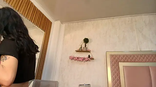 Madhison 5 online show from February 26, 12:04 pm