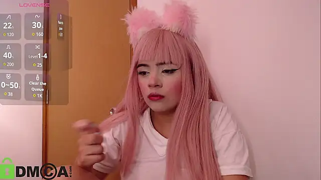 Snapshot of LESLY_EVANS01 chatting on November 8, 4:56 am LESLY EVANS01 online show from November 8, 4:56 am