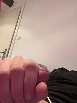 Snapshot of TeenNPlay chatting on February 8, 11:46 am TeenNPlay online show from February 8, 11:46 am