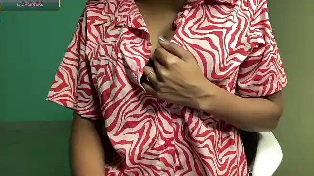 classy kritii online show from March 5, 6:53 am