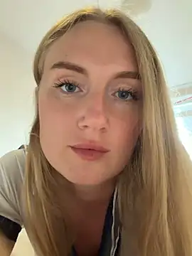 olliebells online show from May 30, 1:30 pm