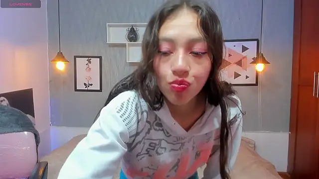 Snapshot of Valery_clk chatting on November 5, 3:01 pm Valery clk online show from November 5, 3:01 pm