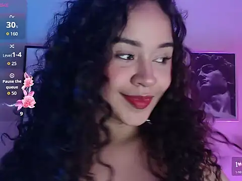 Mar Wells online show from November 17, 8:47 pm