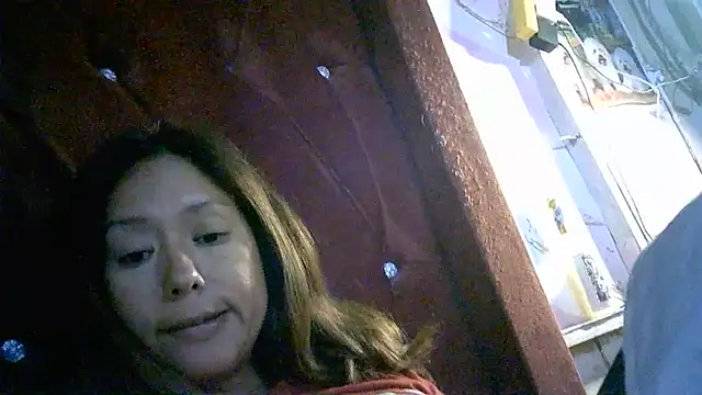 Snapshot of Zulreyna chatting on May 10, 2:50 am Zulreyna online show from May 10, 2:50 am