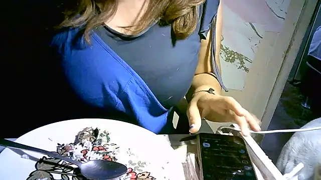 Snapshot of Zulreyna chatting on May 20, 3:13 am Zulreyna online show from May 20, 3:13 am