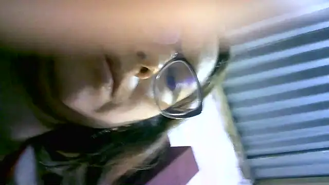 Snapshot of Zulreyna chatting on May 21, 3:13 am Zulreyna online show from May 21, 3:13 am