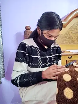 Student12th online show from January 14, 4:07 am