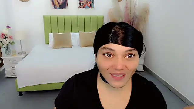 sebastian cruz  online show from April 17, 7:06 pm