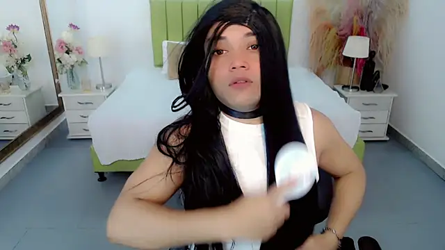 sebastian cruz  online show from April 19, 7:05 pm