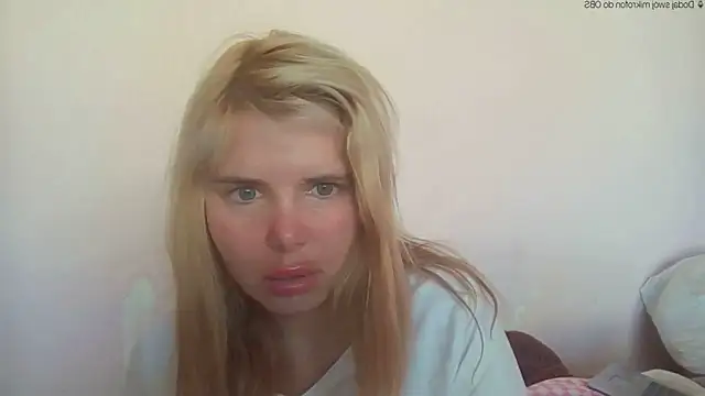 HornyElena online show from May 27, 3:31 pm