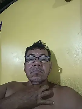 bruno 324278 online show from May 17, 11:01 pm