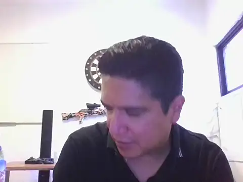 Snapshot of yayo_33 chatting on February 27, 8:09 pm yayo 33 online show from February 27, 8:09 pm