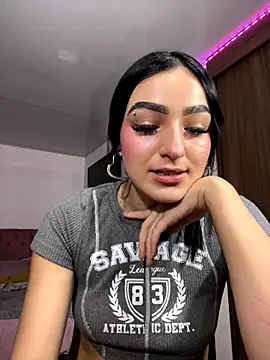 Snapshot of valeriaa__00 chatting on November 7, 11:27 pm valeriaa 00 online show from November 7, 11:27 pm